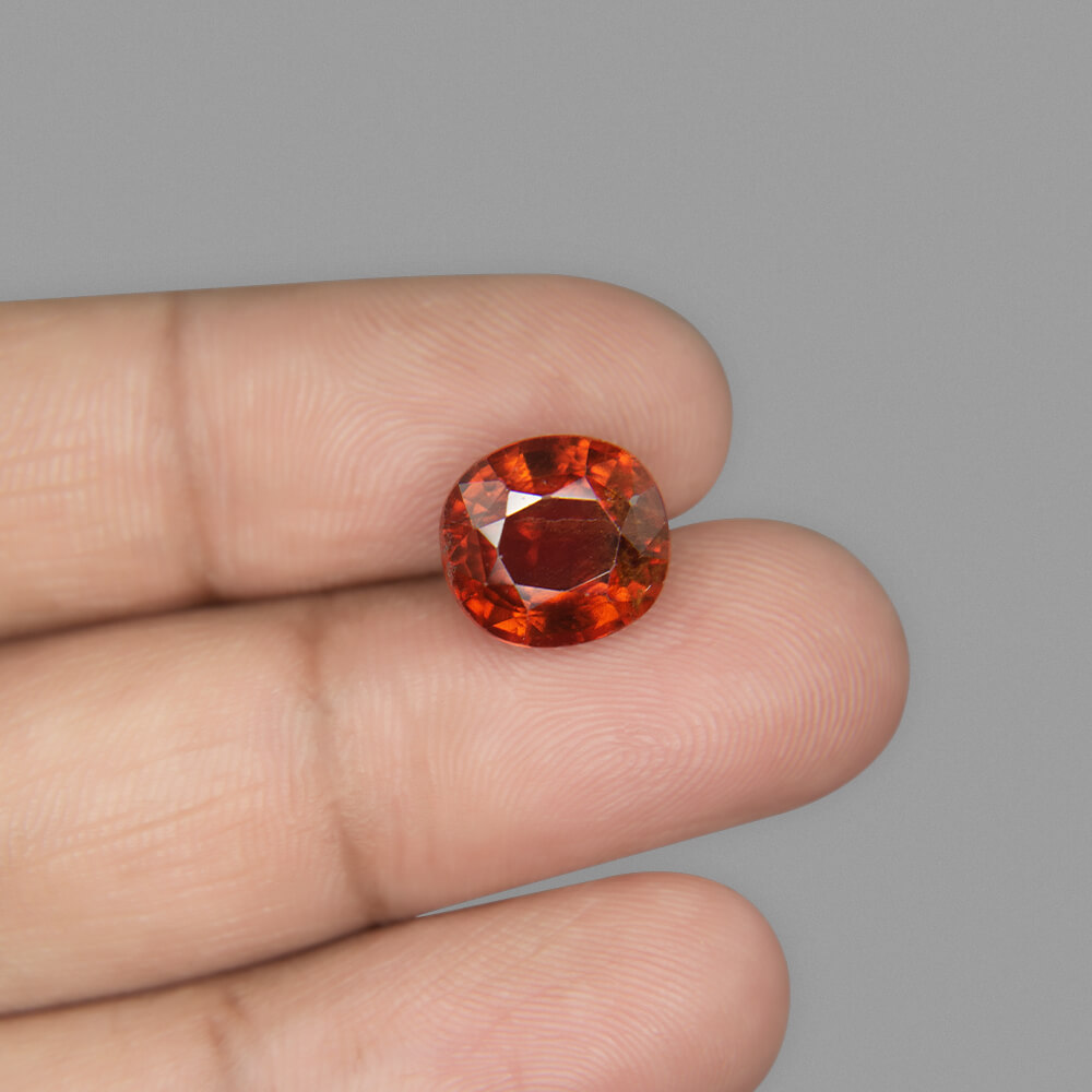 Hessonite - 6.82 Carat