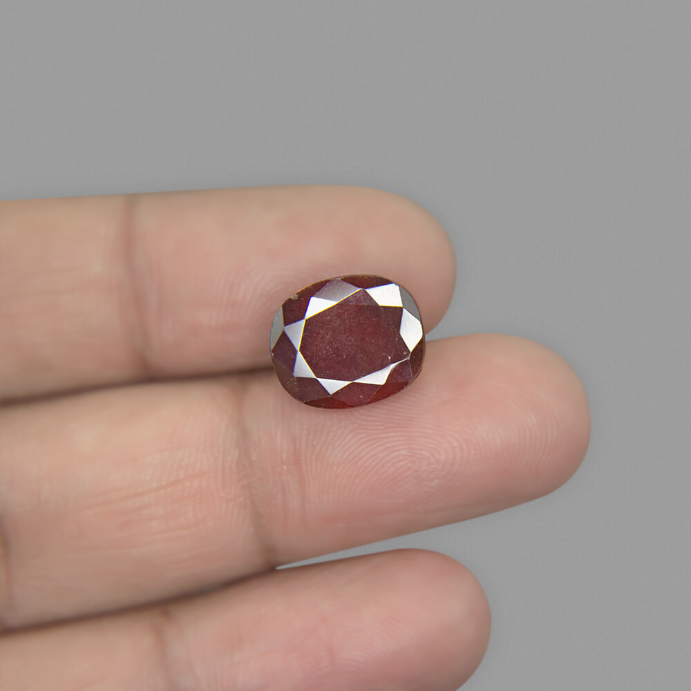 Hessonite - 7.27 Carat