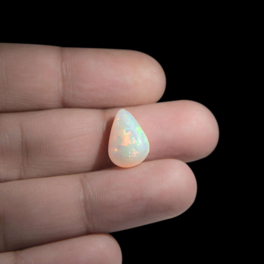 White Opal with Fire - 3.89 Carat