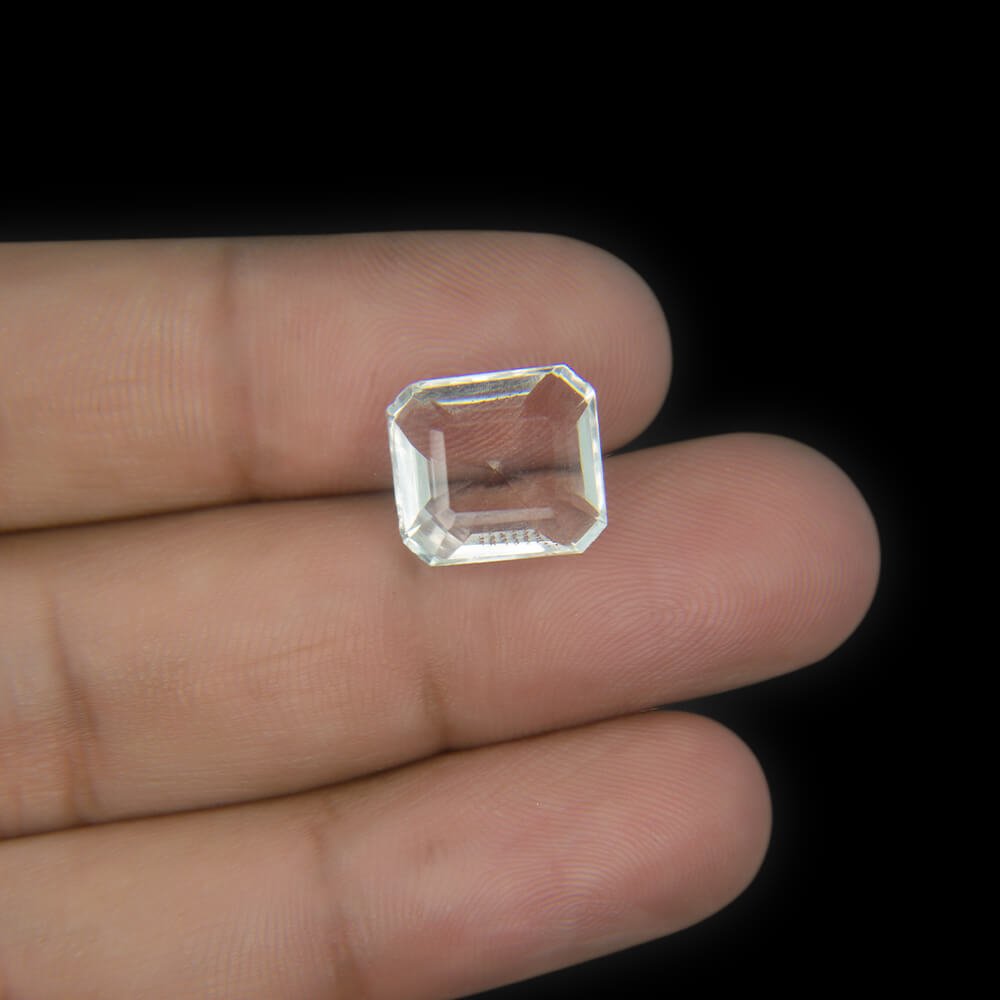 Clear Quartz Crystal - 6.08 Carat