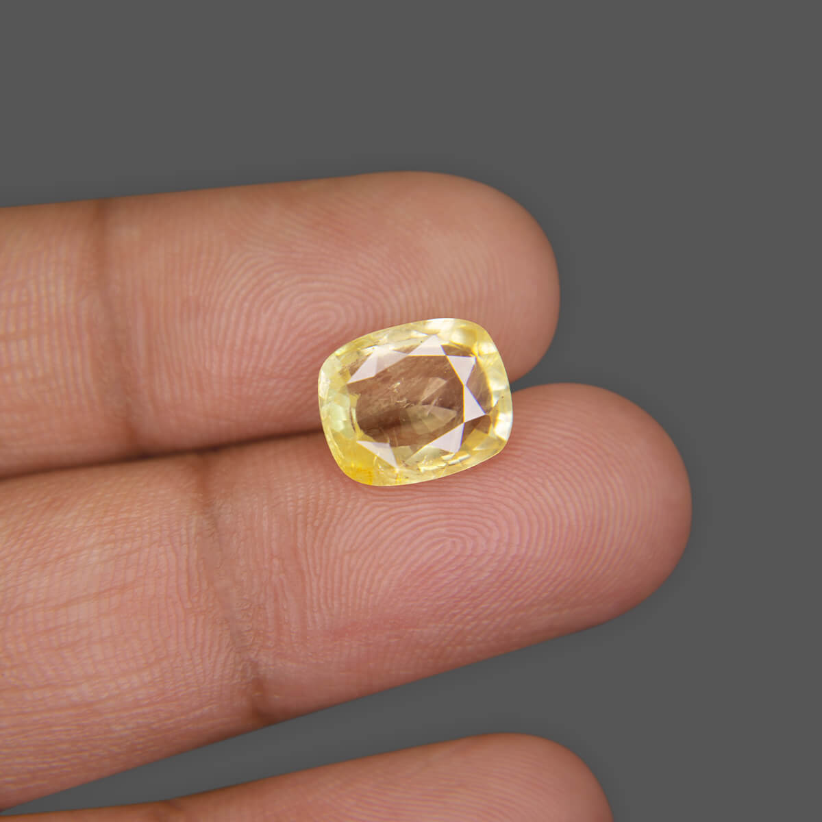 Yellow Sapphire - 5.29 Carat