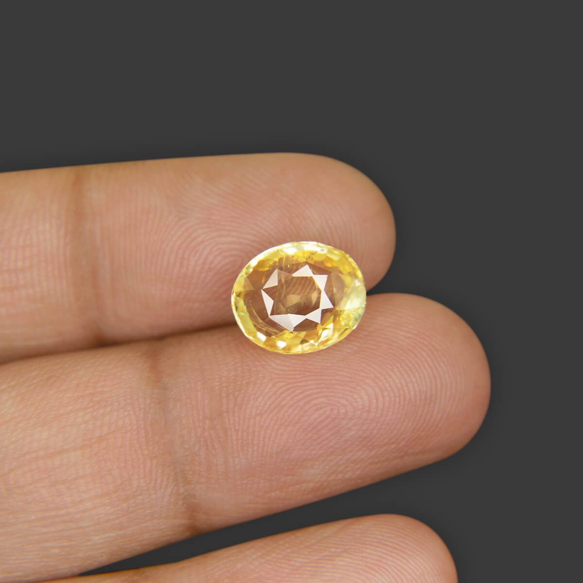 Yellow Sapphire - 5.26 Carat