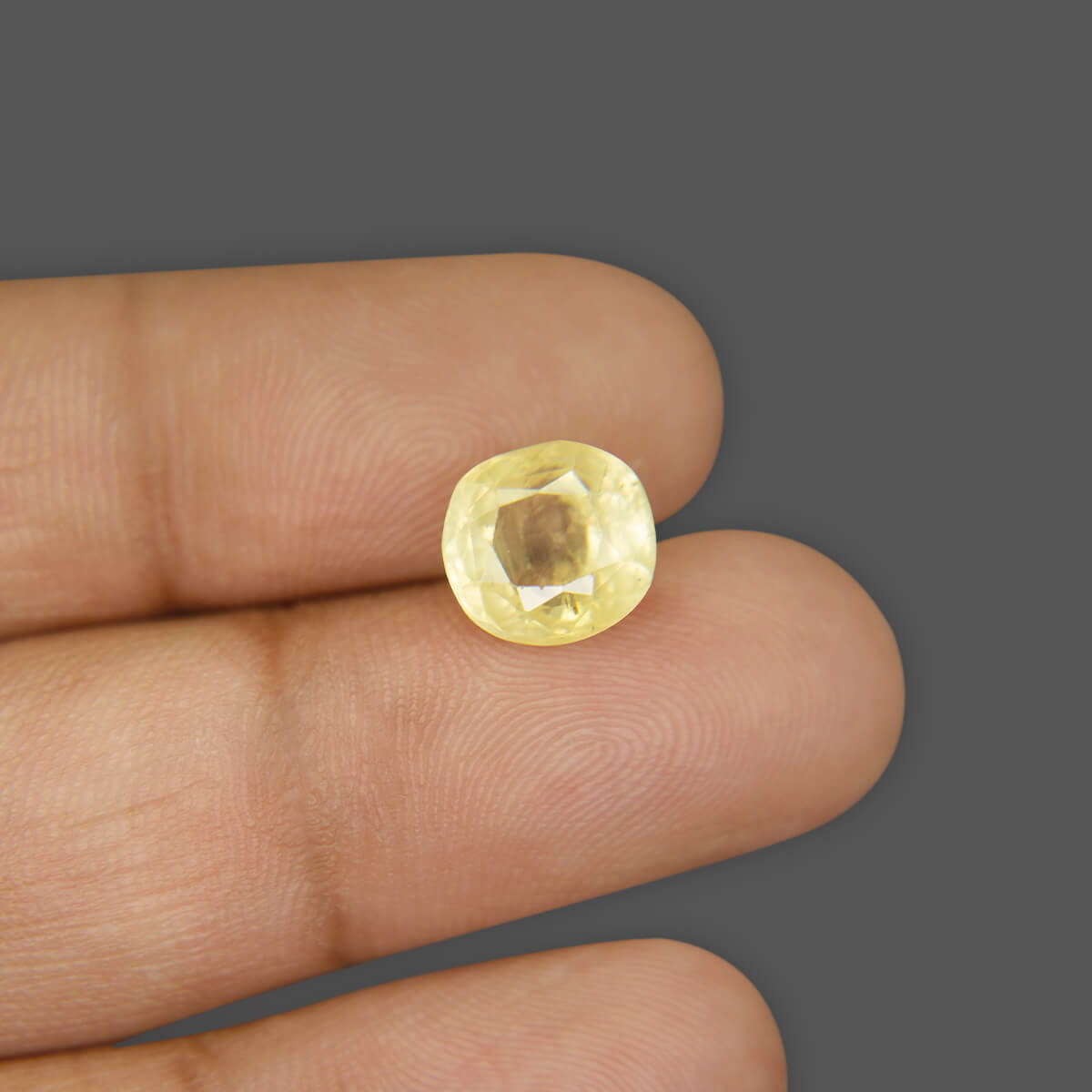 Yellow Sapphire - 5.22 Carat