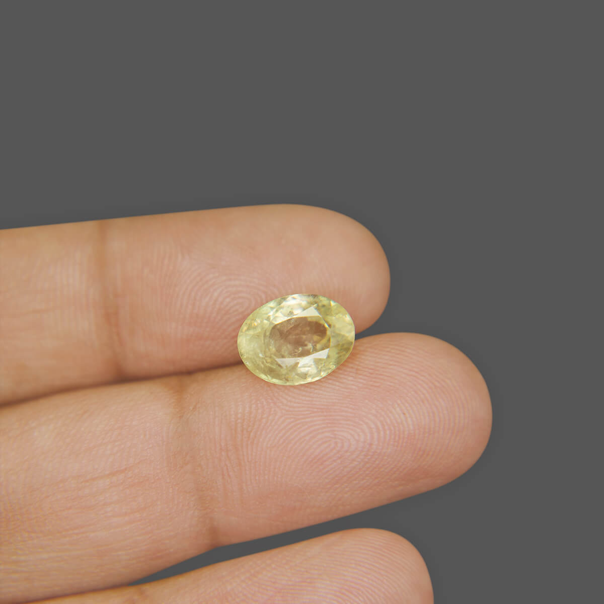 Yellow Sapphire - 4.00 Carat