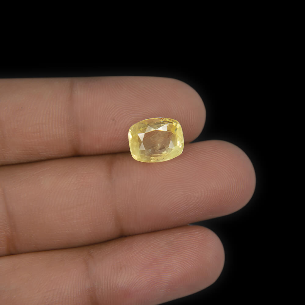 Yellow Sapphire (Pukhraj) Sri Lanka - 5.73 Carat (6.40 Ratti)