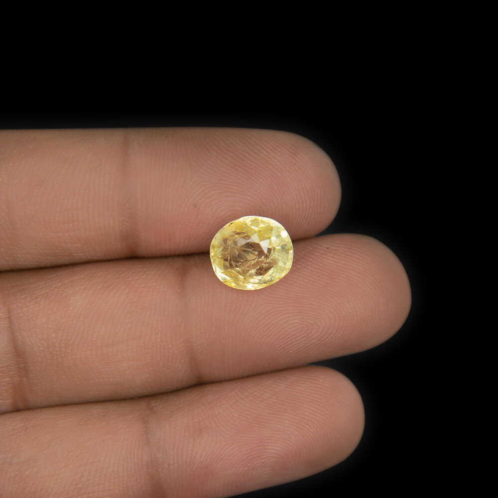 Yellow Sapphire (Pukhraj) Sri Lanka - 5.73 Carat (6.40 Ratti)
